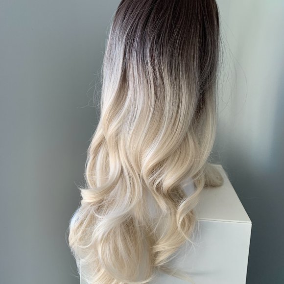 NEW Long Ombre Blonde Curled Synthetic Wig - Picture 3 of 4